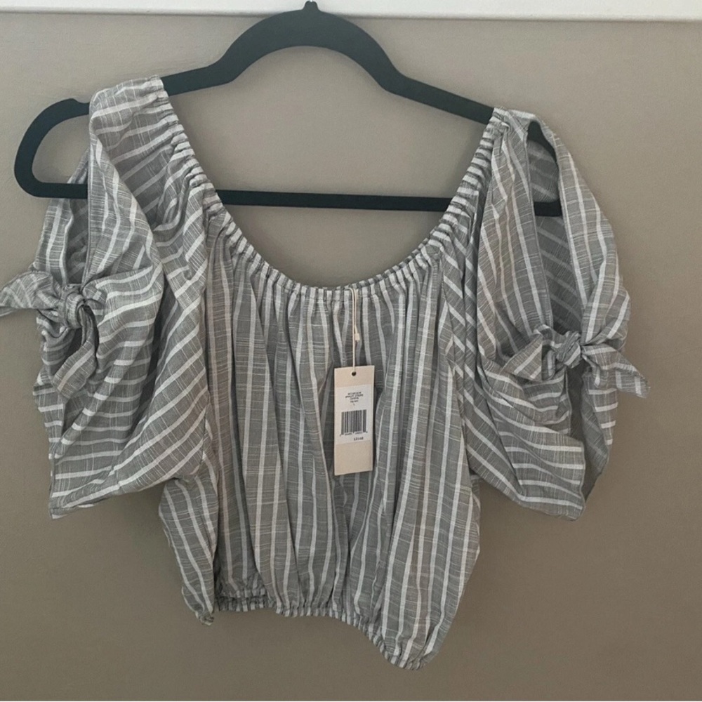 Eberjey Almafi Cropped Tie Sleeve Blouse